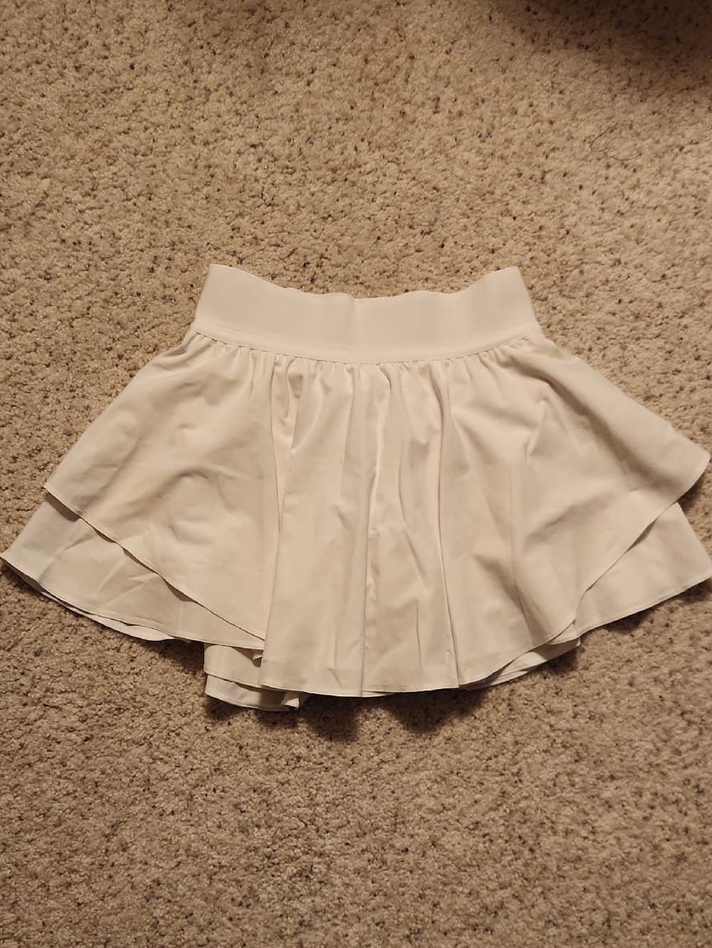Brand New Womens Lululemon White Layered Flared Skort, Size 2